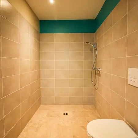 Bella, Jacuzzi Partage & Parking Avec Borne De Recharge Voiture Electrique Sarlat-la-Canéda