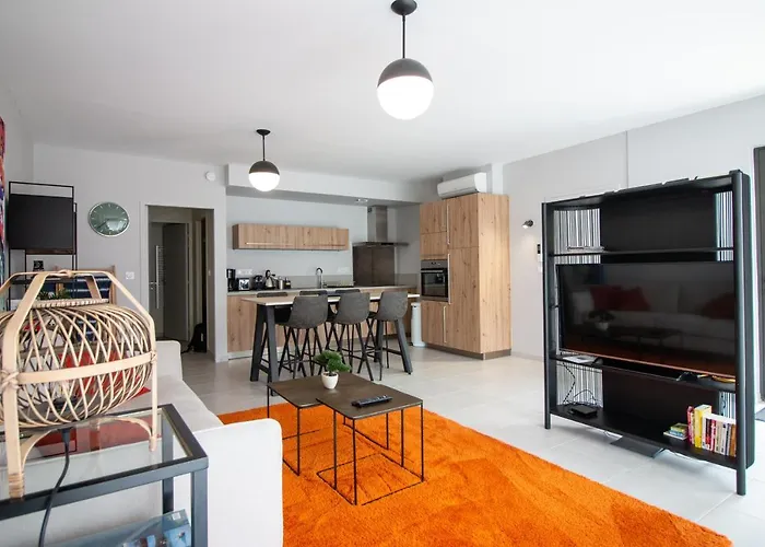 Apartamento Bella, Jacuzzi Partage & Parking Avec Borne De Recharge Voiture Electrique *